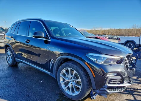 2020 BMW X5 xDrive40I z USA, uszkodzony, nr VIN 5UXCR6C08LLL81440